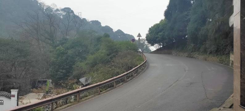 罗幺妹儿客栈(峨洪路分店)图片