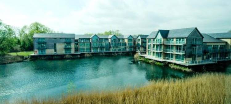 德维尔科茨沃尔德水上公园公寓(De Vere Cotswold Water Park Apartments)图片