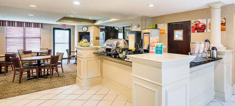 谢尔曼康福特套房酒店(Quality Suites Sherman)图片