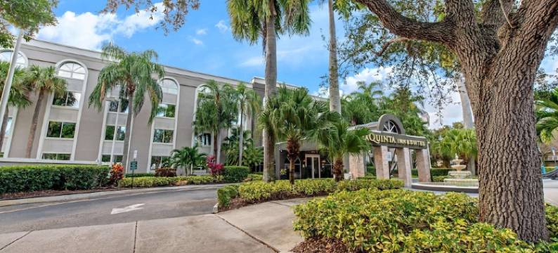 科勒尔斯普林斯南拉昆塔温德姆套房酒店(La Quinta Inn & Suites by Wyndham Coral Springs South)图片