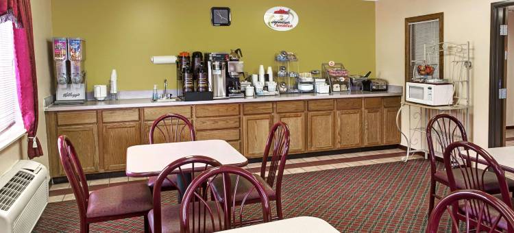 希思纽瓦克温德姆速8酒店(Super 8 by Wyndham Heath/Newark)图片