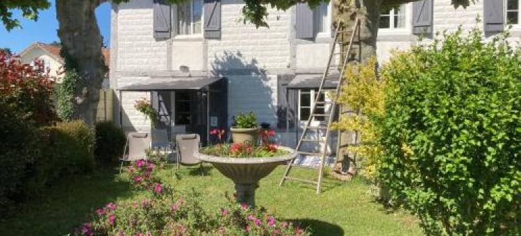 公寓(Gîte Avec Jacuzzi Privatif à proximité de l'océan)图片