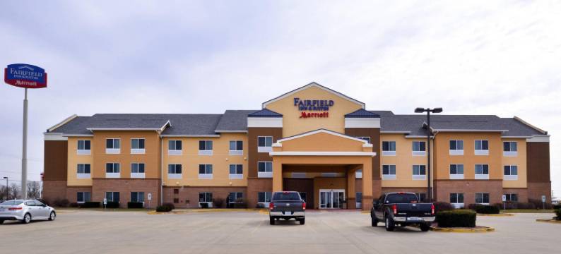 布卢明顿万豪万枫酒店(Fairfield Inn & Suites Bloomington)图片