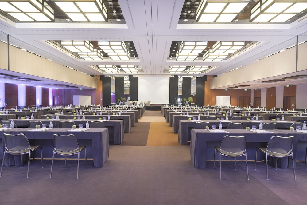 Hotel President Wilson, a Luxury Collection Hotel, GenevaOver view