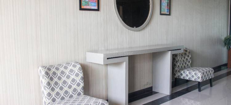 RedLiving Apartemen Gunung Putri Square - Abidin Room Tower Pinus图片