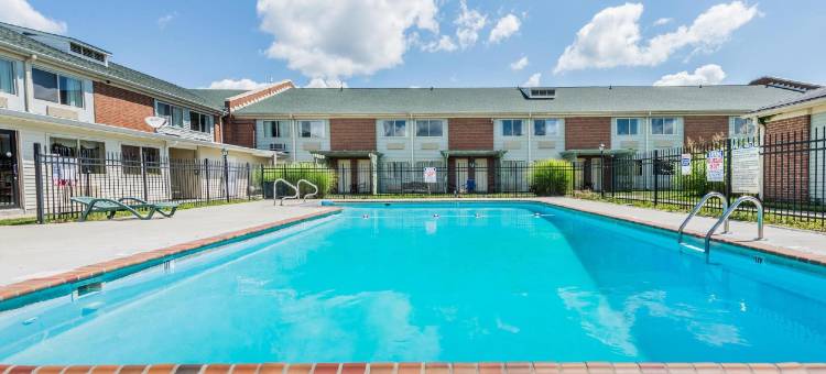 哥伦布戴斯酒店(Days Inn by Wyndham Columbus IN)图片