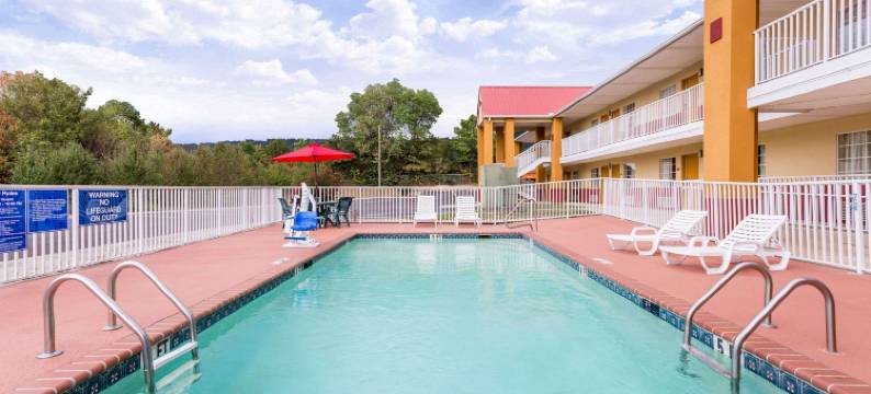 特伦顿戴斯酒店(Days Inn by Wyndham Trenton)图片