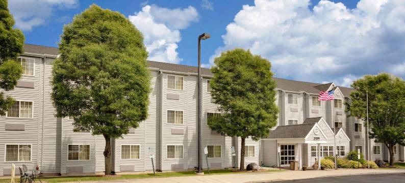 麦迪逊东麦客达温德姆酒店(Microtel Inn & Suites by Wyndham Madison East)图片