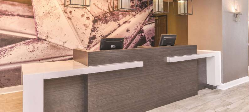 阿比林购物中心拉昆塔温德姆套房酒店(La Quinta Inn & Suites by Wyndham Abilene Mall)图片