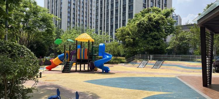 Switch精装套二公寓(临港路四段分店)图片