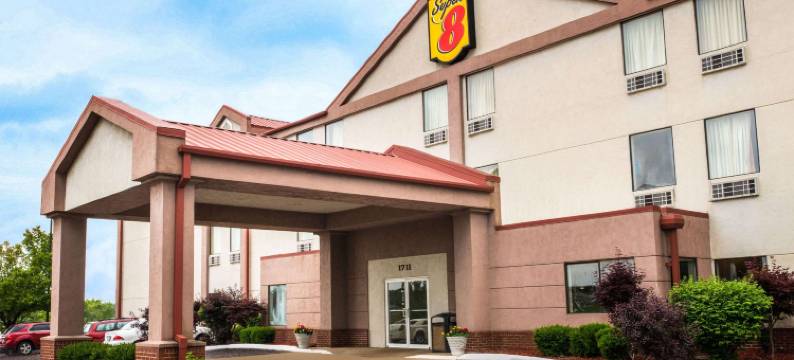 佩韦利温德姆速8酒店(Super 8 by Wyndham Pevely)图片