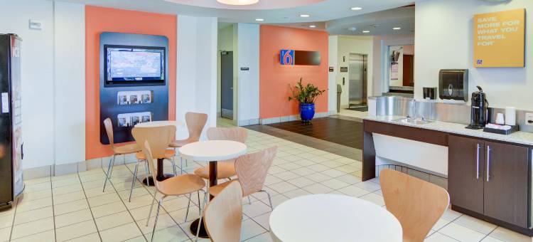 沃斯堡北湖赛道6号汽车旅馆(Motel 6 Roanoke, TX - Northlake - Speedway)图片