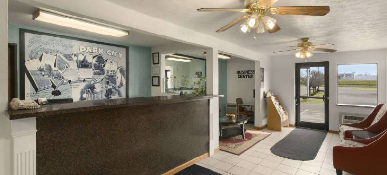 帕克城-北威奇托地区温德姆速8酒店(Super 8 by Wyndham Park City/North Wichita Area)图片