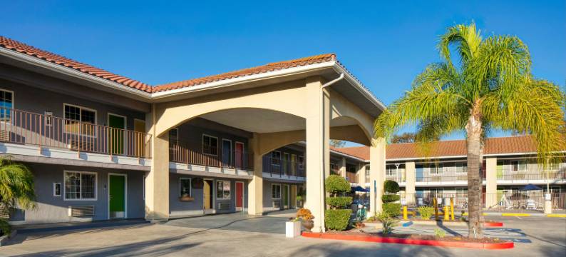 蒂梅丘拉签名酒店(Signature Temecula)图片