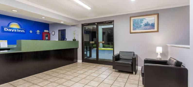 卢戈夫温德姆戴斯酒店(Days Inn by Wyndham Lugoff)图片