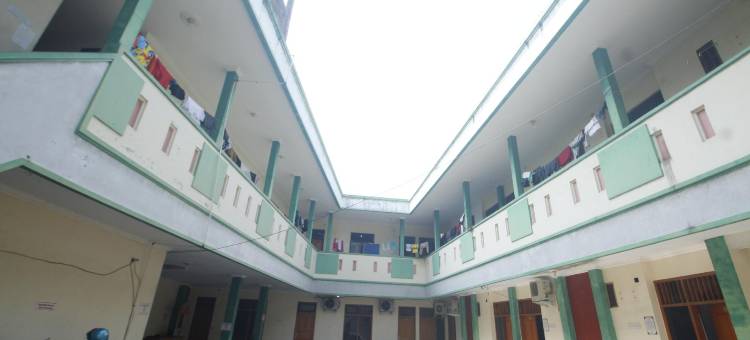 探索芝阿威伊斯兰美食酒店(Jajajpin Kuliner Ciawi Syariah)图片