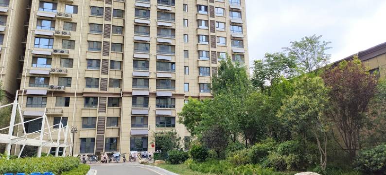 A菏泽万达广场日租月租短租公寓(府南街分店)图片