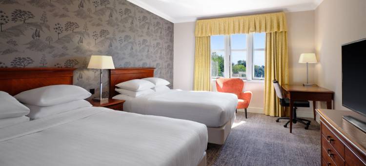 布雷德肖小修道院乡村俱乐部万豪德尔塔酒店(Delta Hotels Breadsall Priory Country Club)图片