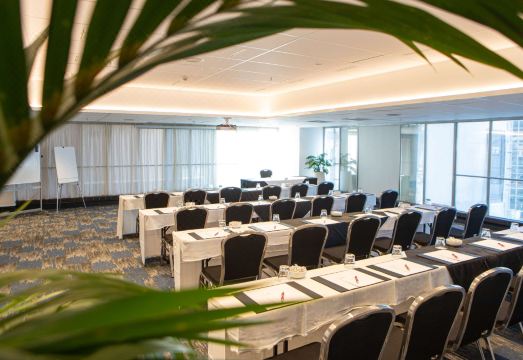 James Cook Hotel Grand Chancellor Hotel Overview