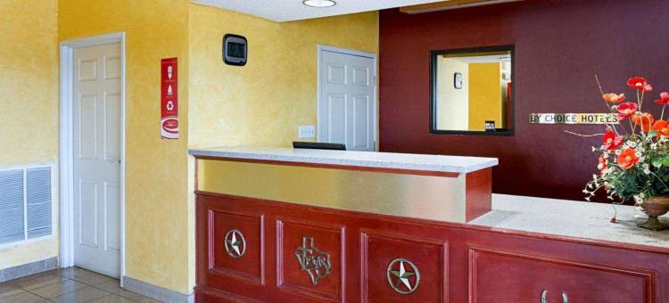 希尔斯伯勒 I-35 伊克诺旅馆(Econo Lodge Hillsboro I-35)图片