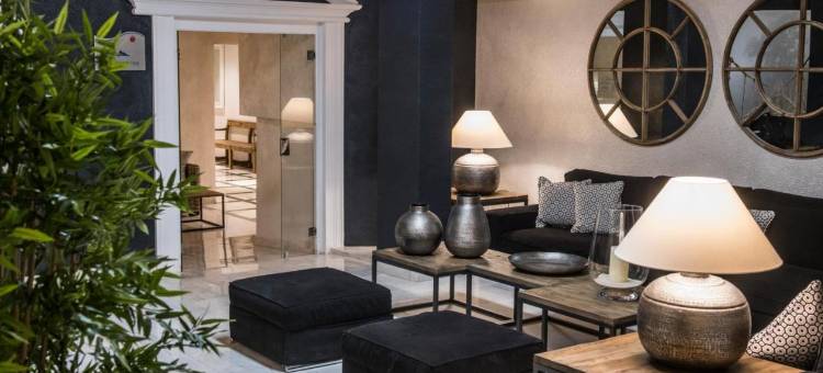 塞勒斯滨海门户酒店(Salles Hotels Marina Portals)图片