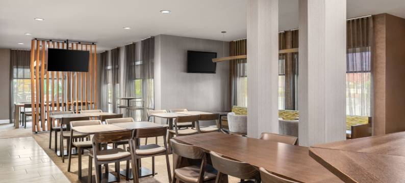 芝加哥波林布鲁克万豪SpringHill酒店(SpringHill Suites Chicago Bolingbrook)图片