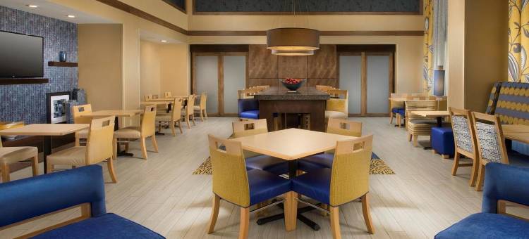 希尔顿欢朋酒店-锡拉丘兹克莱(Hampton Inn Syracuse Clay)图片