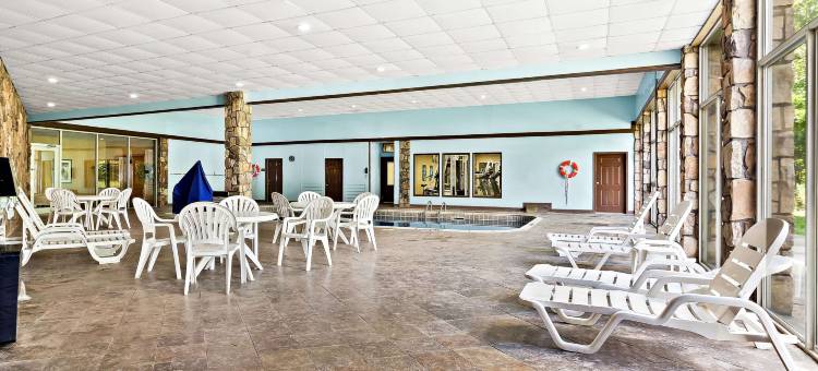 格兰茨维尔舒适酒店-深溪湖(Comfort Inn Grantsville-Deep Creek Lake)图片