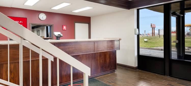 韦恩堡红顶酒店(Red Roof Inn Fort Wayne)图片