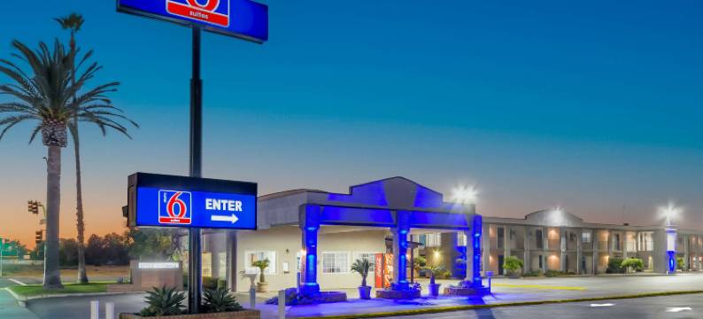 加利福尼亚州马德拉 Studio 6 套房 - 约塞米蒂(Studio 6 Suites Madera, CA - Yosemite)图片