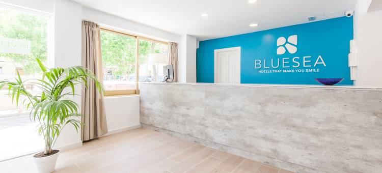 BLUESEA 阿雷纳尔塔(Bluesea Arenal Tower Adults Only)图片