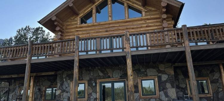 爷爷之家. 专属, 惊艳, 私人原木屋. 火坑 & 池塘(Grandpa’s Place. Exclusive, Stunning, Private Log Home. Firepit & Pond)图片