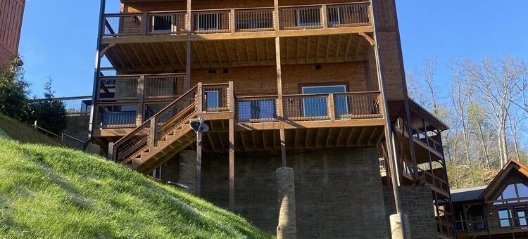 超大泳池景观小屋-最后时刻优惠！(Huge Pool Cabin with Spectacular Views - Last Minute Discounts!)图片