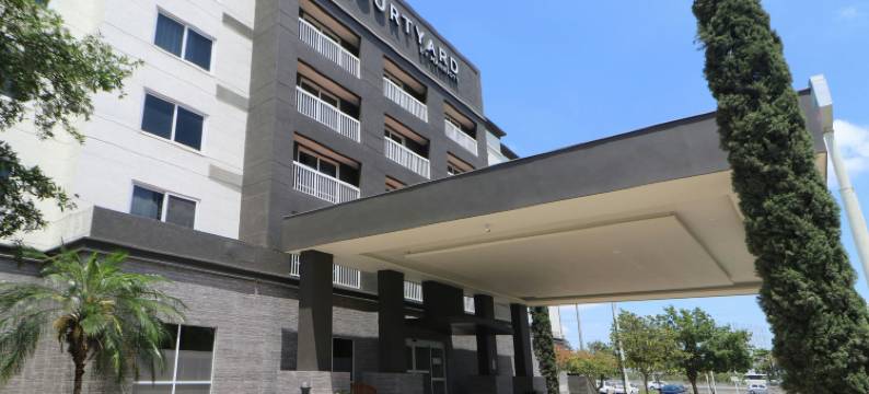 蒙特雷机场万怡酒店(Courtyard Monterrey Airport)图片