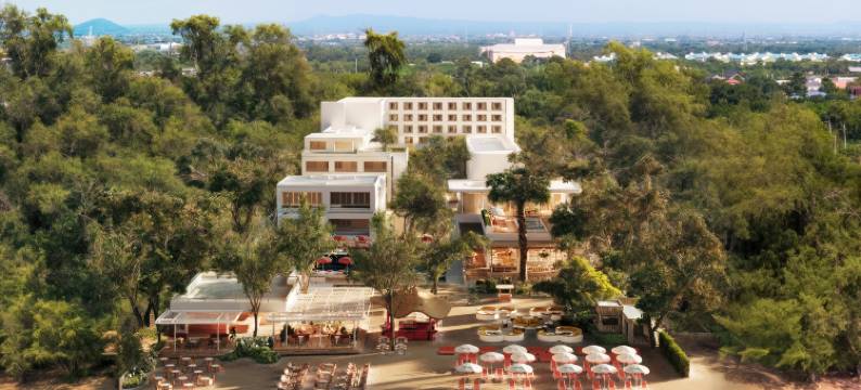 芭堤雅仕丹德中天海滩酒店(The Standard, Pattaya Na Jomtien)图片