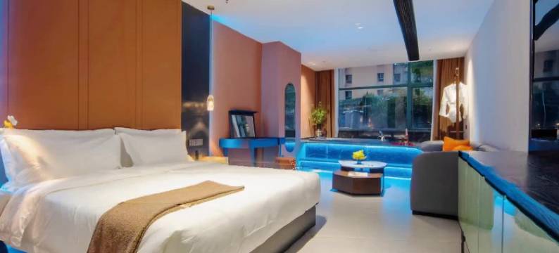 W悦枫酒店(长沙五一广场琴岛演艺中心店)图片