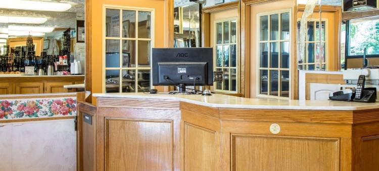 布兰福尔德 - 吉尔福德罗德威套房酒店(Rodeway Inn & Suites Branford - Guilford)图片