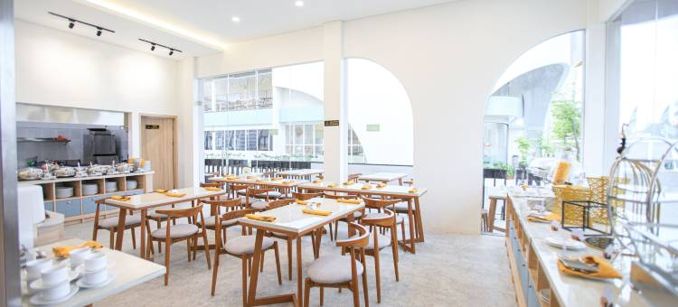 两K Azana风格宾馆孟加拉(Two K Azana Style Hotel Bengkulu)图片