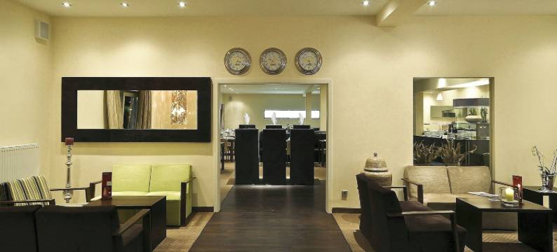 伽尼斯加罗斯公园酒店(Hotel am Schlosspark Garni)图片