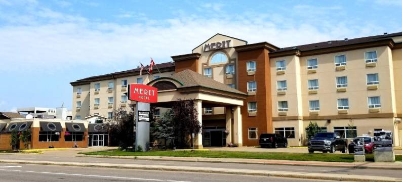 美利特套房酒店(Merit Hotel & Suites)图片