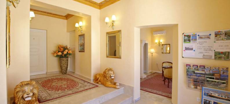 特里亚纳别墅酒店(Villa Triana-Adults Only)图片