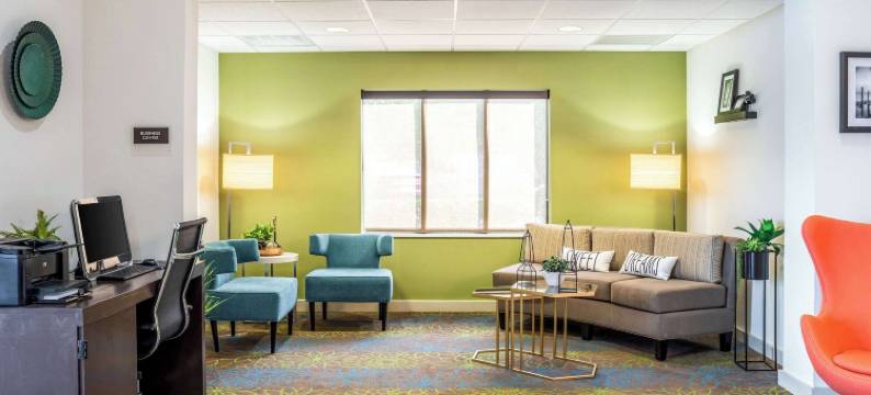 哈利森近大学舒眠套房酒店(Sleep Inn & Suites Harrisonburg Near University)图片