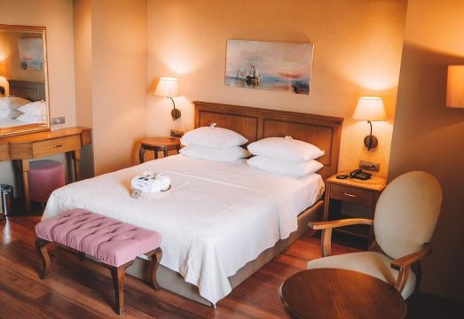 Ida Tas KonakHotel Overview