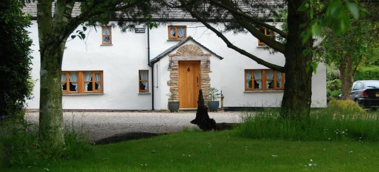阿米代尔小屋住宿加早餐旅馆(Armidale Cottages Bed & Breakfast)图片