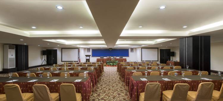 阿尔玛德拉酒店(Almadera Hotel)图片