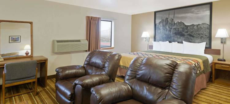 拉斯克鲁塞斯-白沙区温德姆速8酒店(Super 8 by Wyndham Las Cruces/White Sands Area)图片