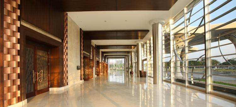 善提卡哥打哈拉攀英达尊贵酒店(Hotel Santika Premiere Kota Harapan Indah)图片