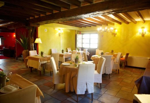 La Casona de Revolgo Hotel Overview