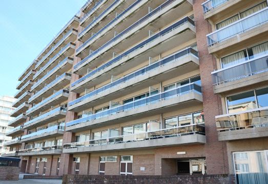 Apartment in Nieuwpoort with TerraceHotel Overview
