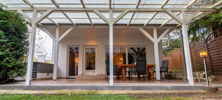 帕尔希姆带露台和壁炉的度假屋(Ferienhaus mit Terrasse und Kaminofen in Parchim)图片